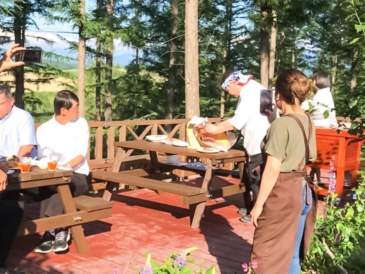 Ritz Garden Niji Guest House Biei Luaran gambar
